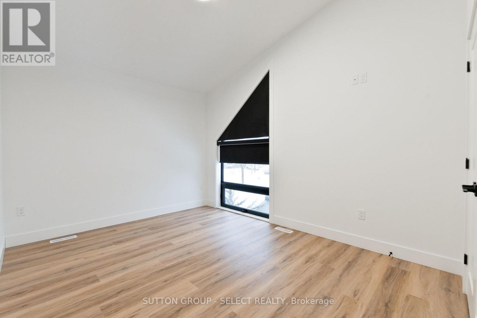 822 Maitland Street, London East, Ontario  N5Y 2W5 - Photo 22 - X12712510