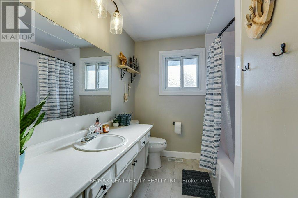 258 Mary Street, Dutton/dunwich, Ontario  N0L 1J0 - Photo 26 - X12712532