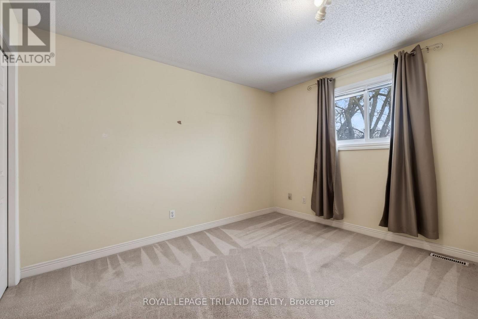 8 - 189 Homestead Crescent, London North, Ontario  N6G 2E6 - Photo 20 - X12712586