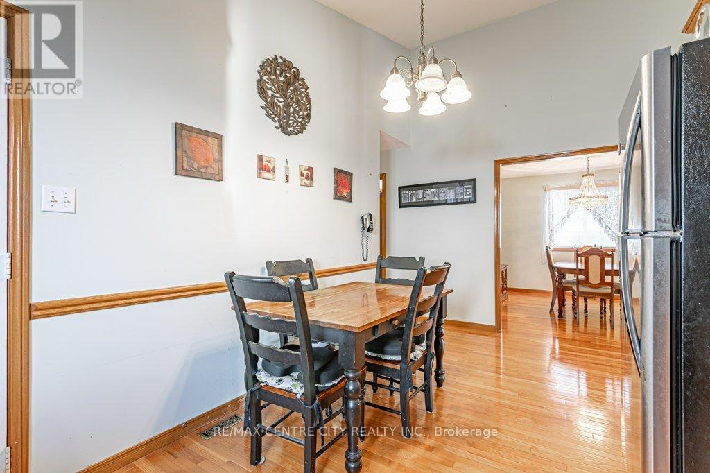 26 Kingsbridge Street, London East, Ontario  N5V 4S9 - Photo 12 - X12712664