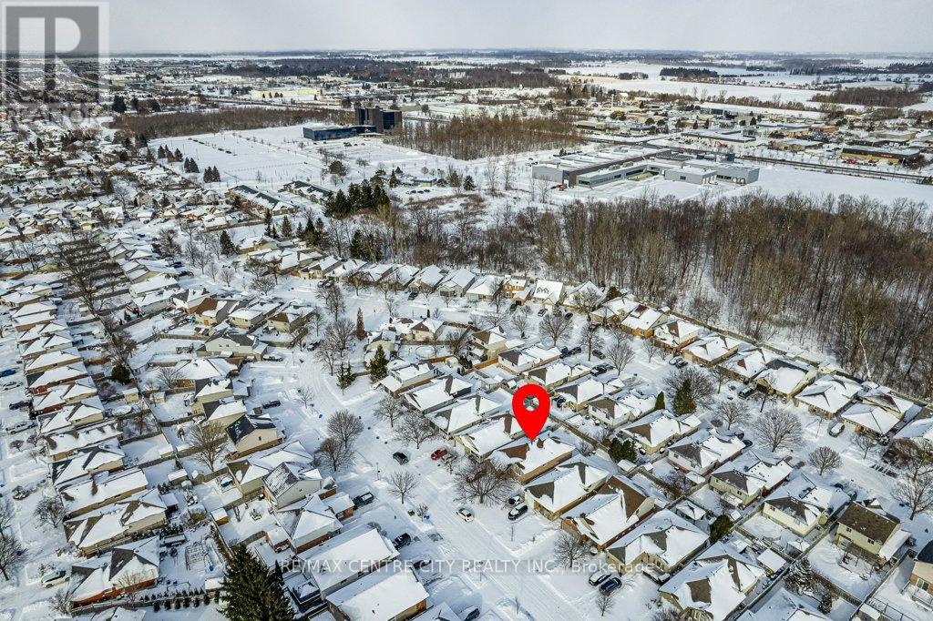 26 Kingsbridge Street, London East, Ontario  N5V 4S9 - Photo 34 - X12712664