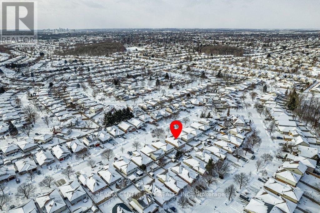 26 Kingsbridge Street, London East, Ontario  N5V 4S9 - Photo 35 - X12712664