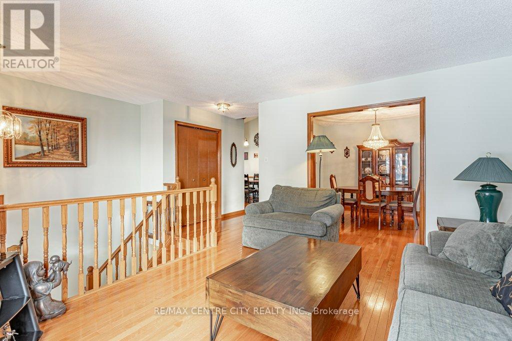 26 Kingsbridge Street, London East, Ontario  N5V 4S9 - Photo 6 - X12712664