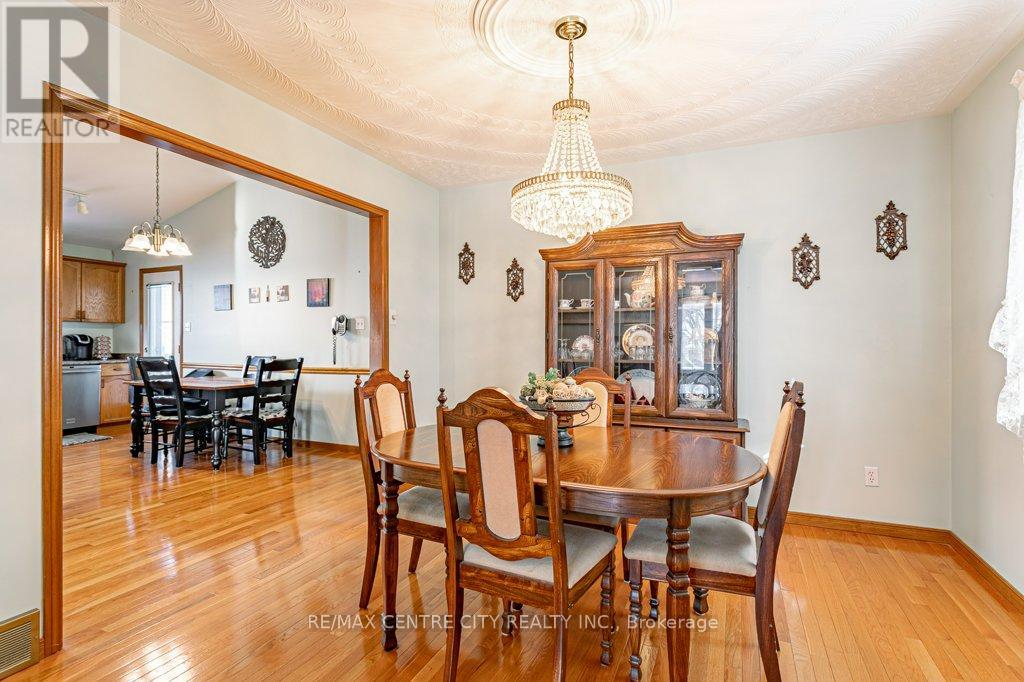 26 Kingsbridge Street, London East, Ontario  N5V 4S9 - Photo 7 - X12712664