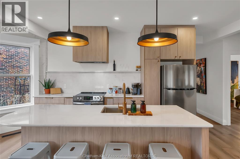 11 Victoria Avenue, Chatham, Ontario  N7L 2Z7 - Photo 10 - 26001440