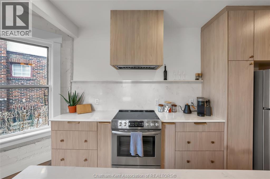 11 Victoria Avenue, Chatham, Ontario  N7L 2Z7 - Photo 11 - 26001440