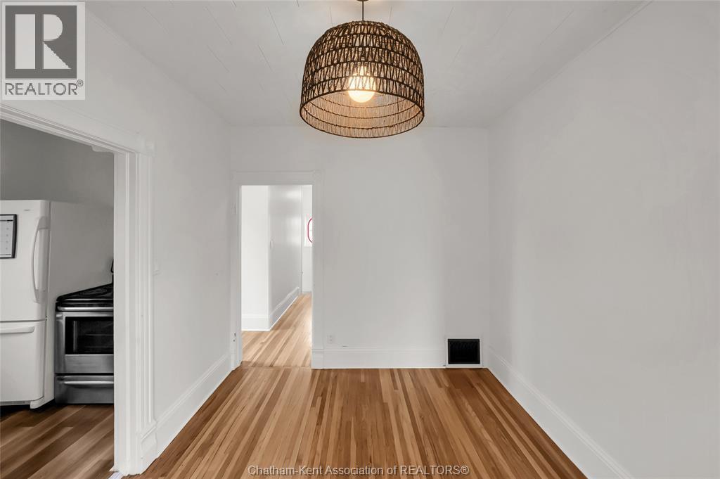 11 Victoria Avenue, Chatham, Ontario  N7L 2Z7 - Photo 32 - 26001440