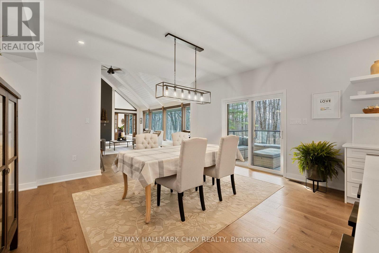 1359 Old Barrie Road E, Oro-Medonte, Ontario  L0L 1T0 - Photo 16 - S12684820