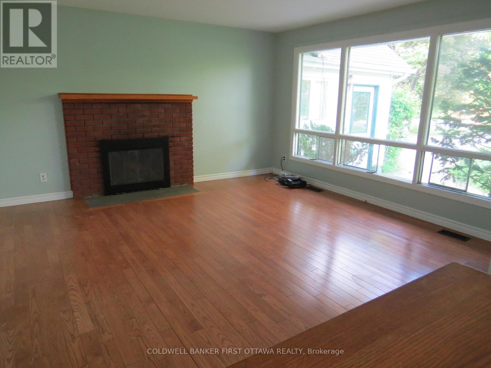 2326 Scrivens Drive, Ottawa, Ontario  K0A 2P0 - Photo 6 - X12712646