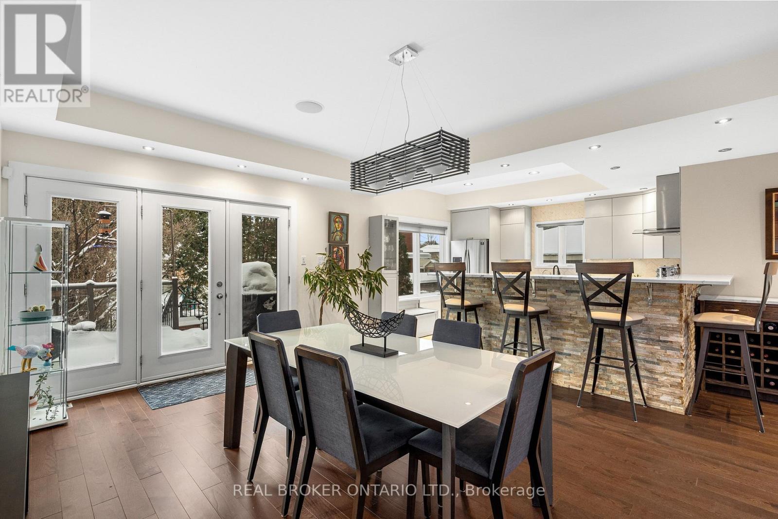 2212 Joanne Avenue, Ottawa, Ontario  K2B 6V5 - Photo 11 - X12712736