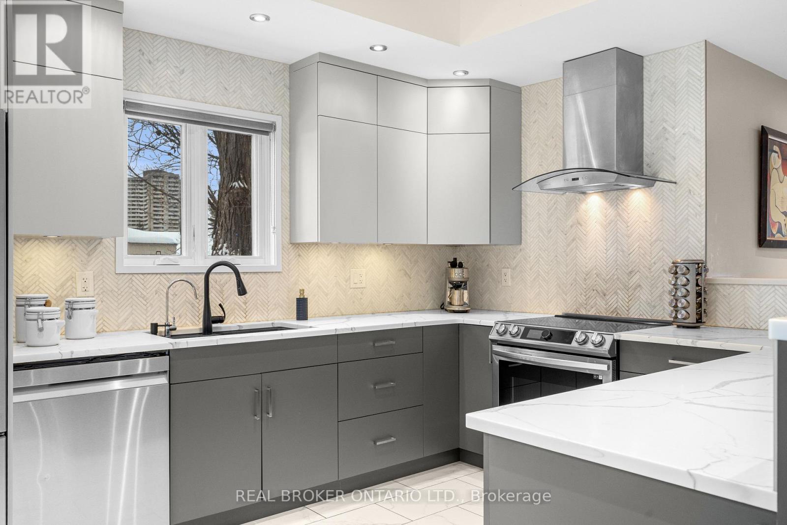 2212 Joanne Avenue, Ottawa, Ontario  K2B 6V5 - Photo 14 - X12712736