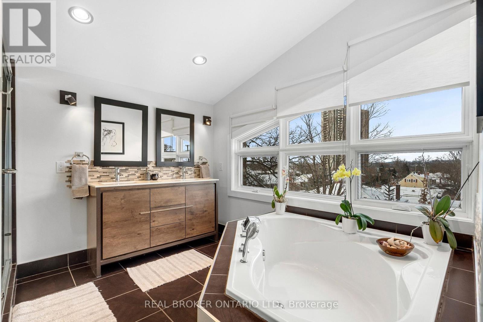 2212 Joanne Avenue, Ottawa, Ontario  K2B 6V5 - Photo 30 - X12712736