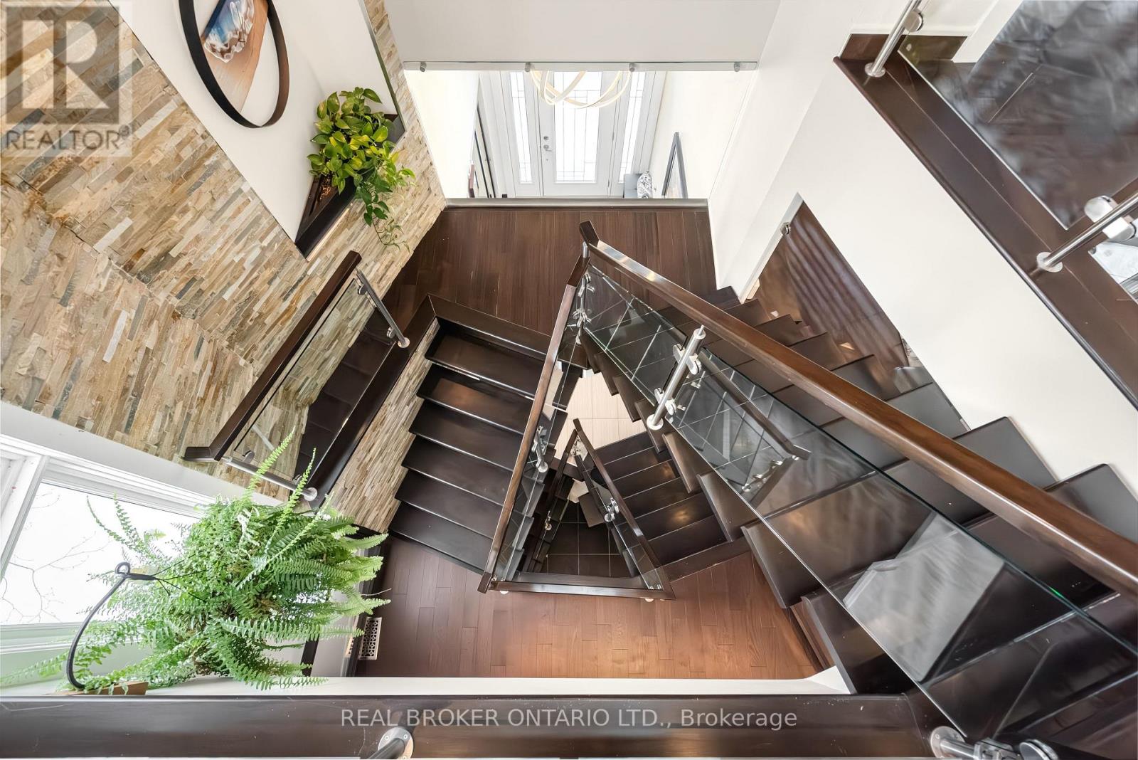 2212 Joanne Avenue, Ottawa, Ontario  K2B 6V5 - Photo 37 - X12712736