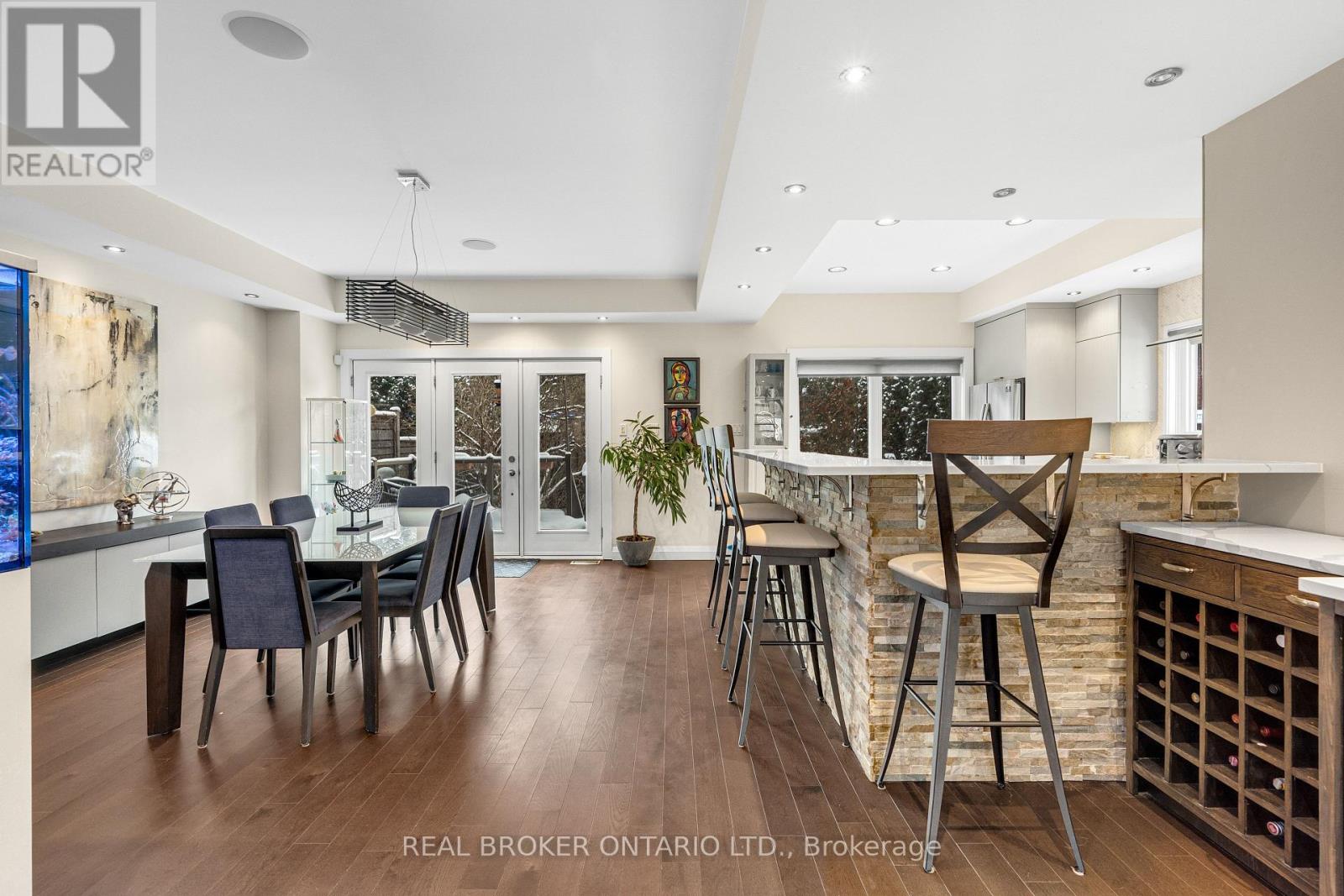 2212 Joanne Avenue, Ottawa, Ontario  K2B 6V5 - Photo 8 - X12712736