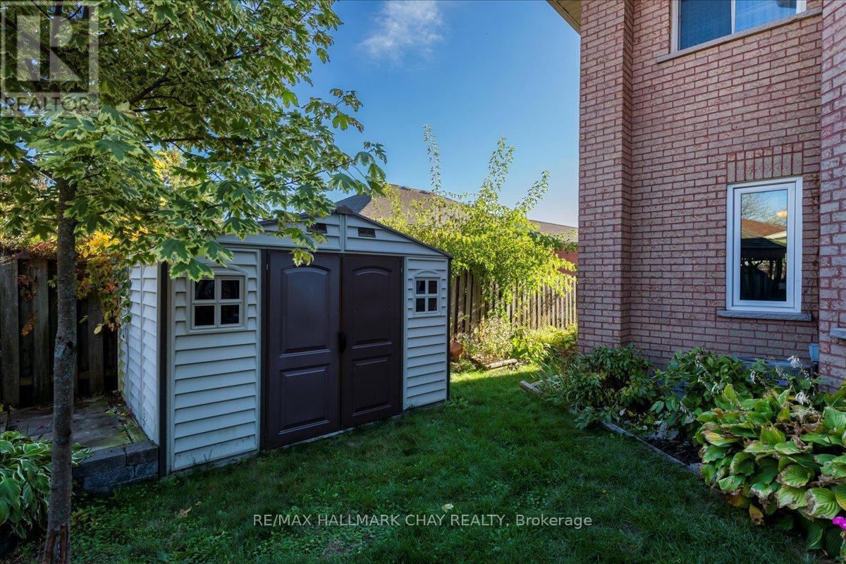 21 Barwick Drive, Barrie, Ontario  L4N 6Z7 - Photo 38 - S12696462