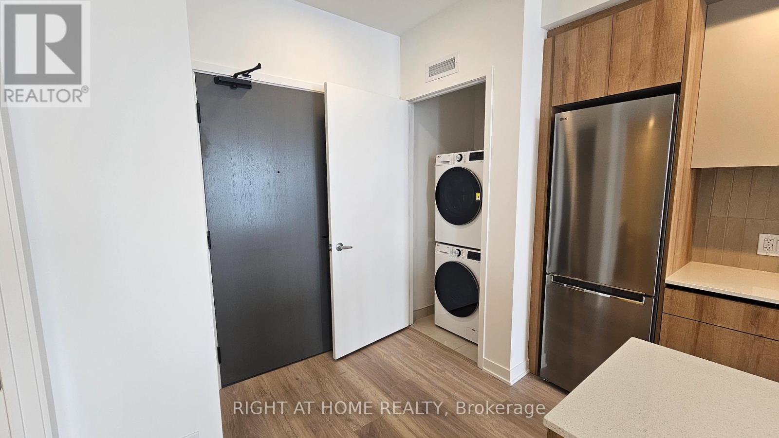 1006 - 10 All Nations Drive, Brampton, Ontario  L7A 5M5 - Photo 11 - W12712338