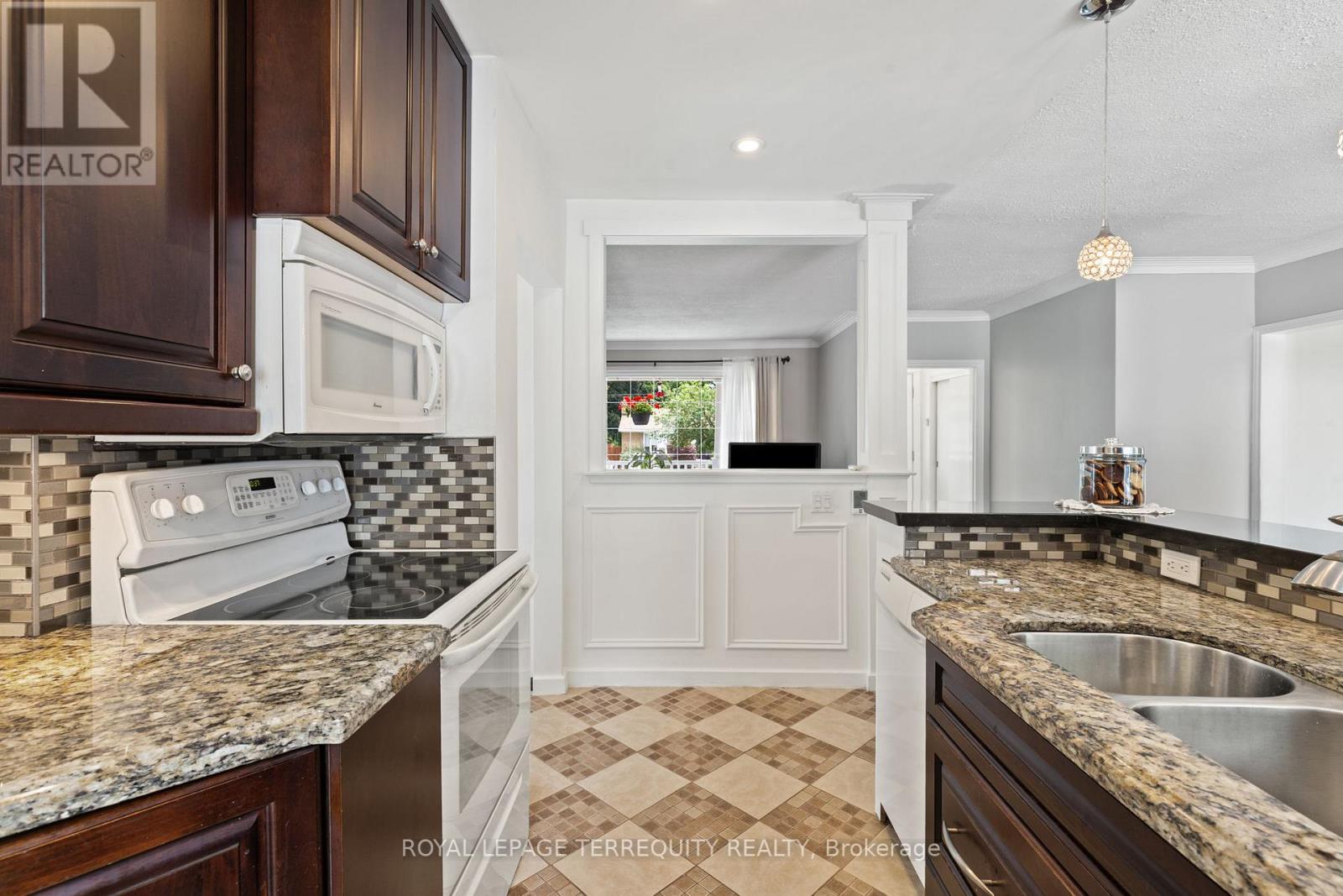 353 Kingsleigh Court, Milton, Ontario  L9T 1X6 - Photo 18 - W12712344