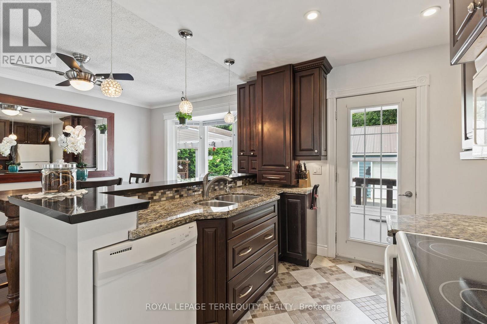 353 Kingsleigh Court, Milton, Ontario  L9T 1X6 - Photo 20 - W12712344