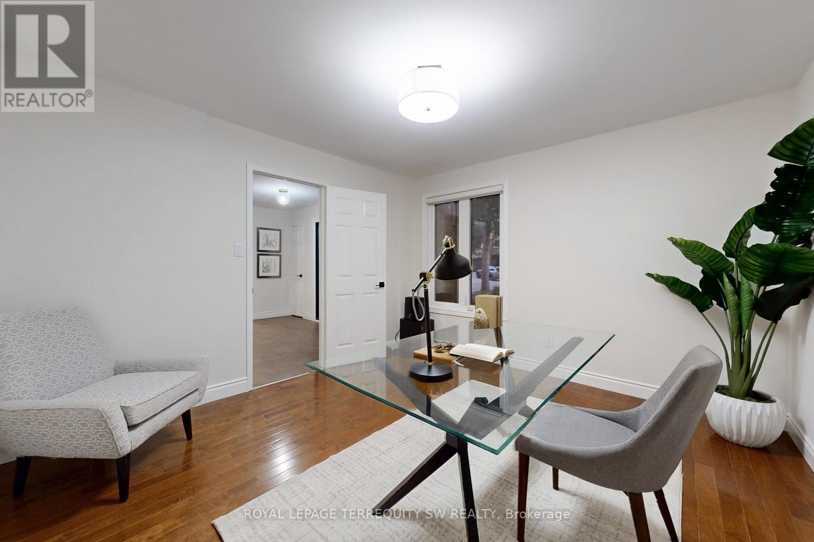 8 Chalmers Court, Brampton, Ontario  L6Z 3G9 - Photo 14 - W12712362