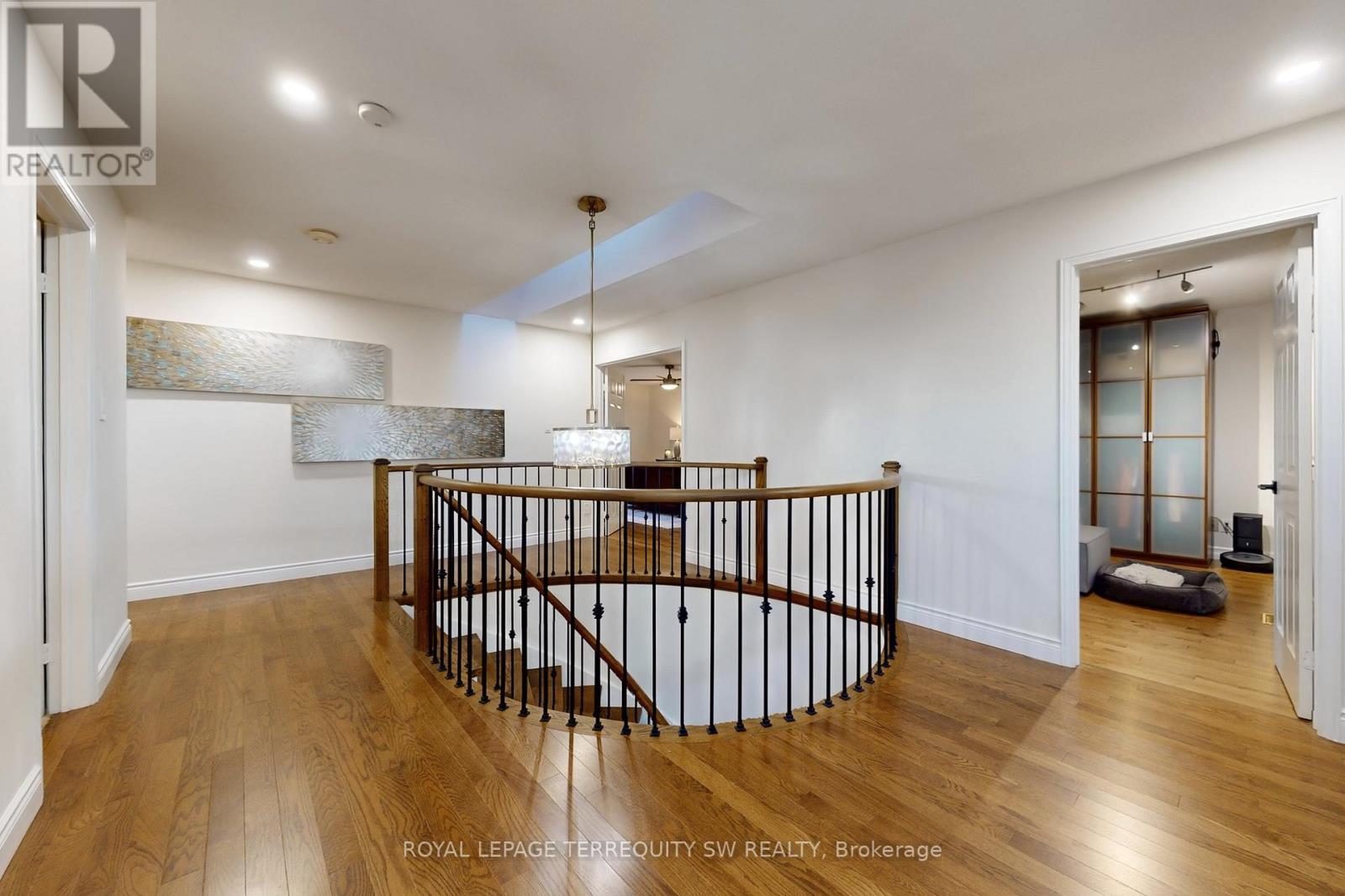 8 Chalmers Court, Brampton, Ontario  L6Z 3G9 - Photo 17 - W12712362