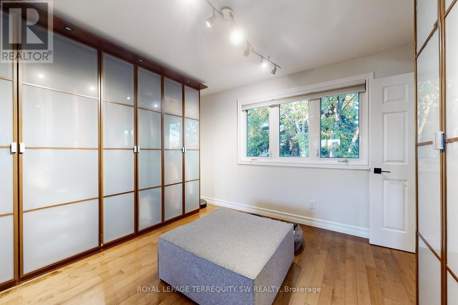 8 Chalmers Court, Brampton, Ontario  L6Z 3G9 - Photo 21 - W12712362