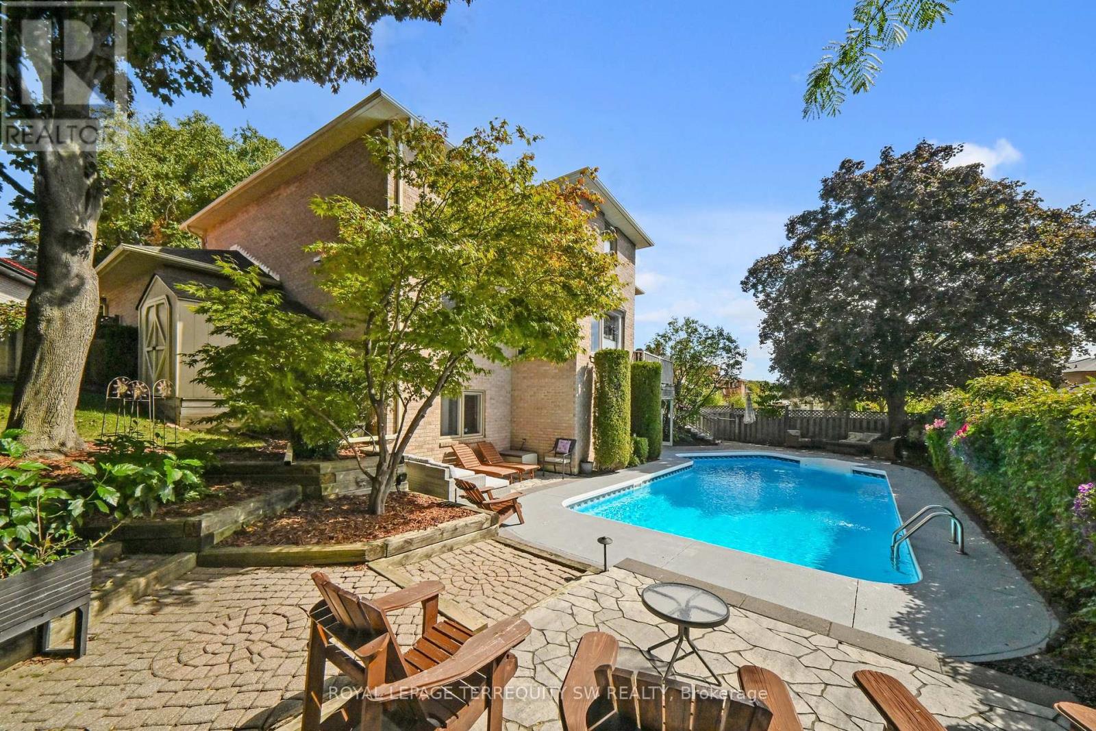 8 Chalmers Court, Brampton, Ontario  L6Z 3G9 - Photo 35 - W12712362