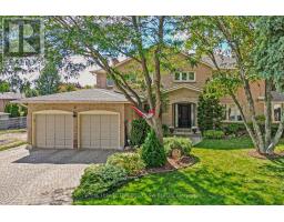 8 CHALMERS COURT, Brampton, Ontario