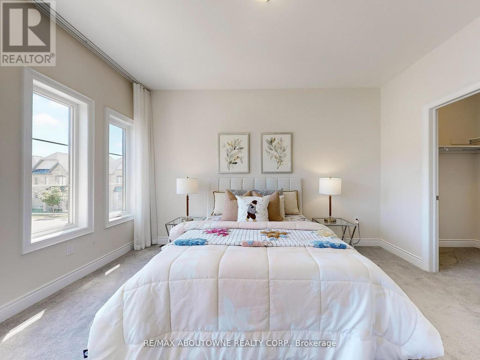 91 Hallaran Road, Oakville, Ontario  L6H 0Z9 - Photo 25 - W12712394