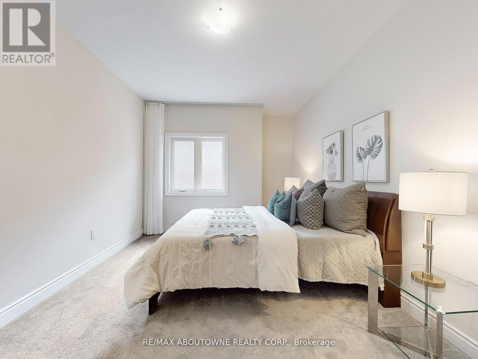 91 Hallaran Road, Oakville, Ontario  L6H 0Z9 - Photo 26 - W12712394