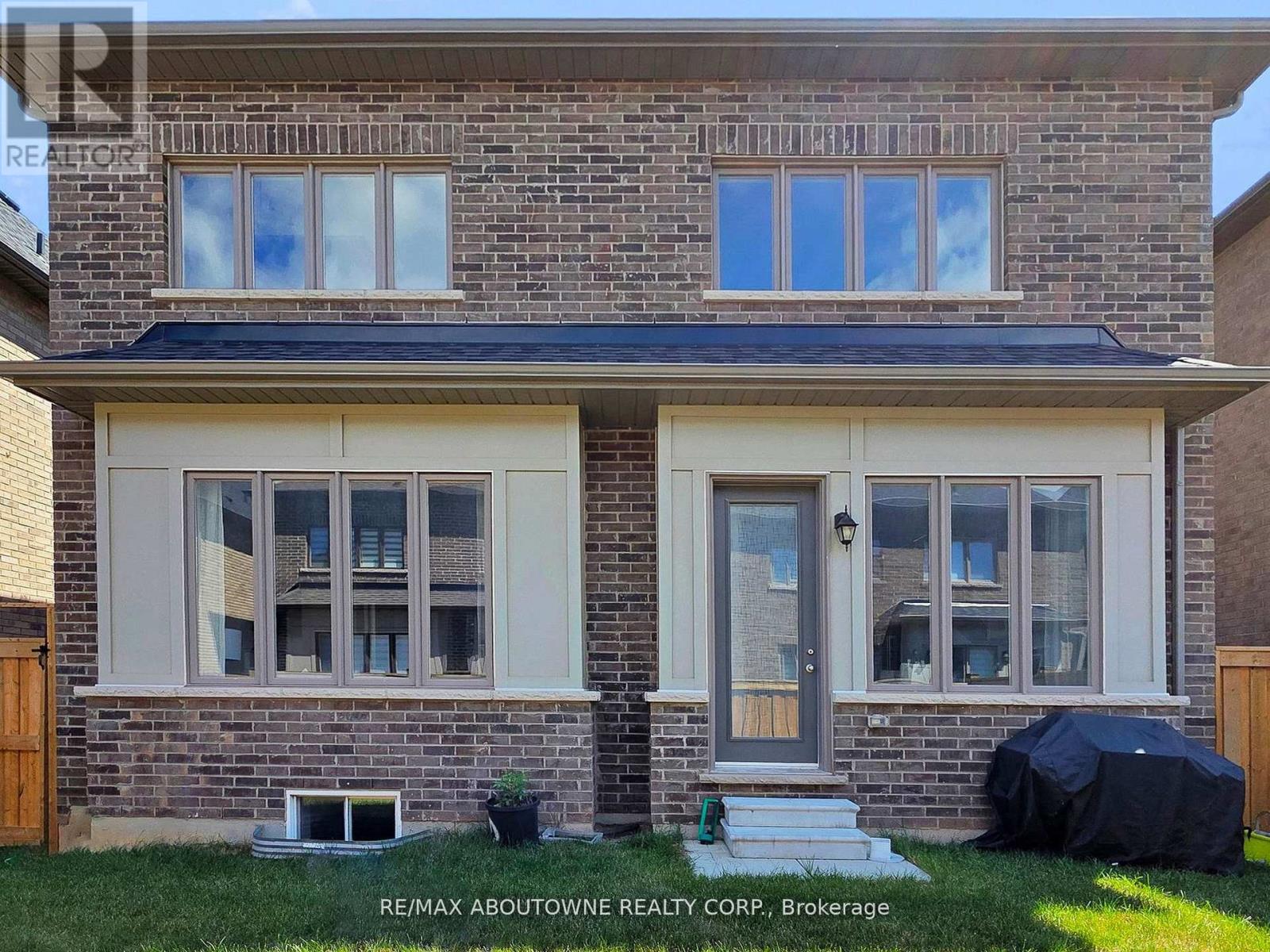 91 Hallaran Road, Oakville, Ontario  L6H 0Z9 - Photo 35 - W12712394