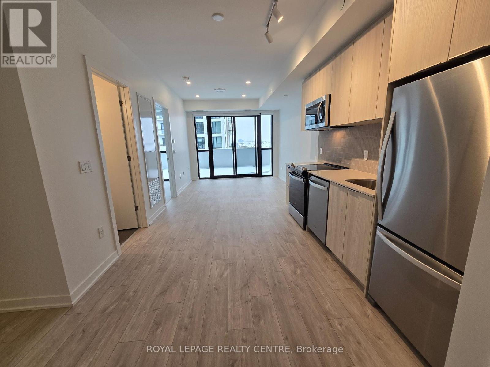 407 - 750 Whitlock Avenue, Milton, Ontario  L9E 2B9 - Photo 3 - W12712404