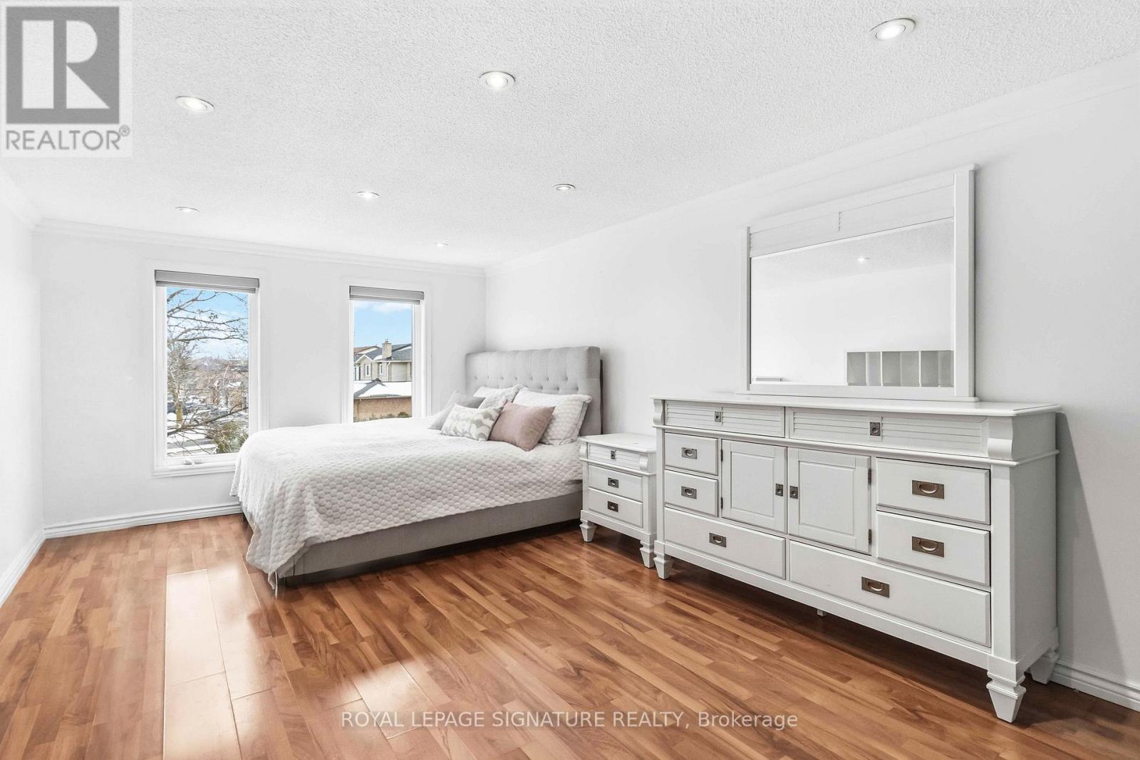 4281 Torino Crescent, Mississauga, Ontario  L4W 3T4 - Photo 11 - W12712418