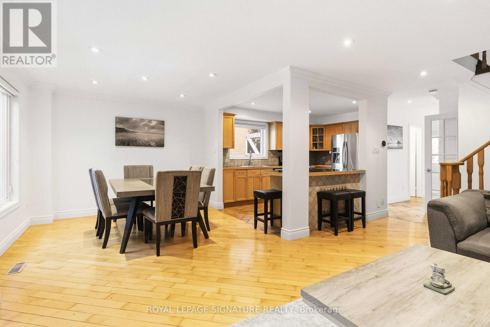 4281 Torino Crescent, Mississauga, Ontario  L4W 3T4 - Photo 4 - W12712418