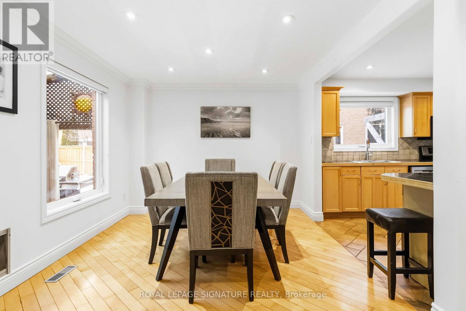 4281 Torino Crescent, Mississauga, Ontario  L4W 3T4 - Photo 5 - W12712418