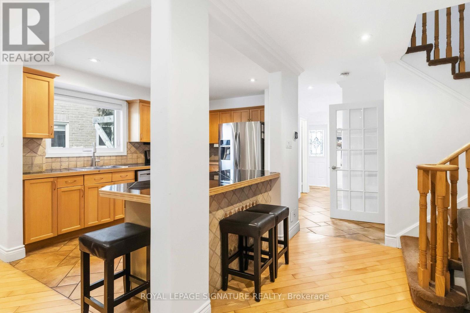 4281 Torino Crescent, Mississauga, Ontario  L4W 3T4 - Photo 9 - W12712418