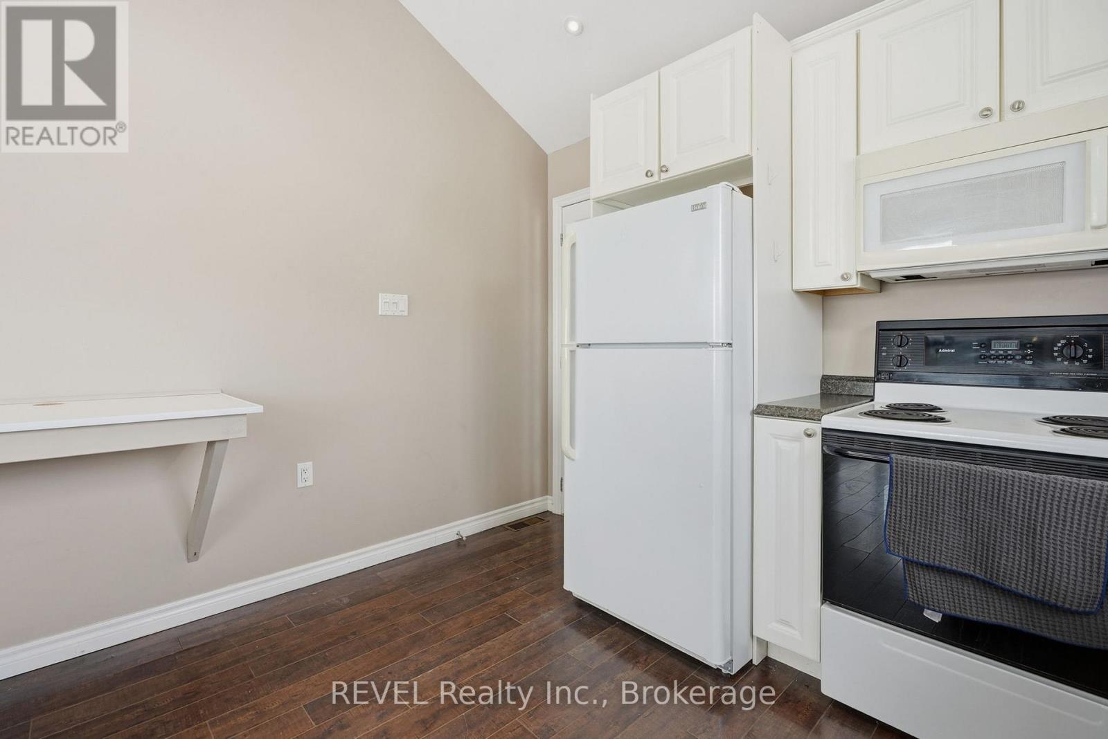 1098 Beaverdams Road, Thorold (Rolling Meadows), Ontario  L2H 0W2 - Photo 14 - X12712606