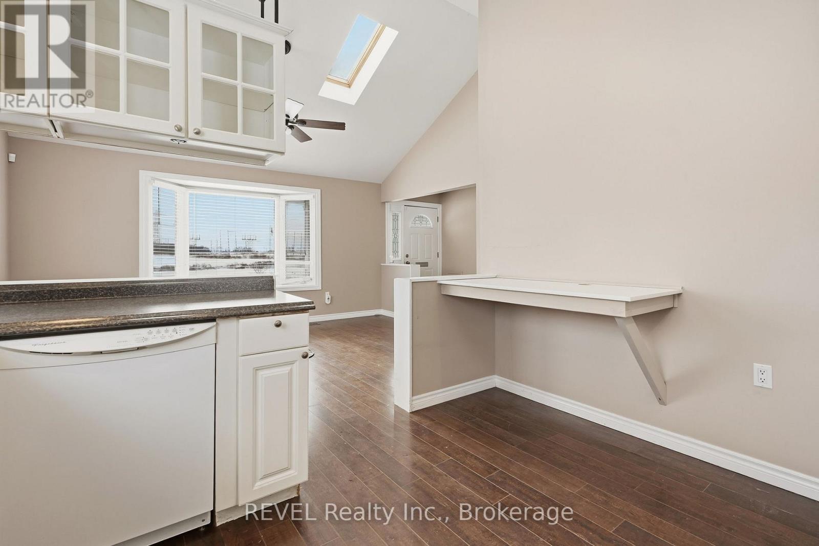 1098 Beaverdams Road, Thorold (Rolling Meadows), Ontario  L2H 0W2 - Photo 15 - X12712606