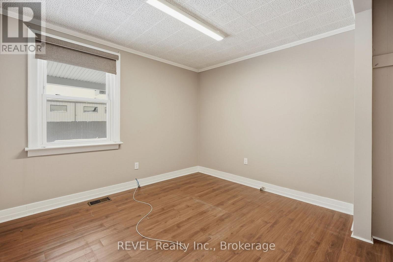 1098 Beaverdams Road, Thorold (Rolling Meadows), Ontario  L2H 0W2 - Photo 18 - X12712606