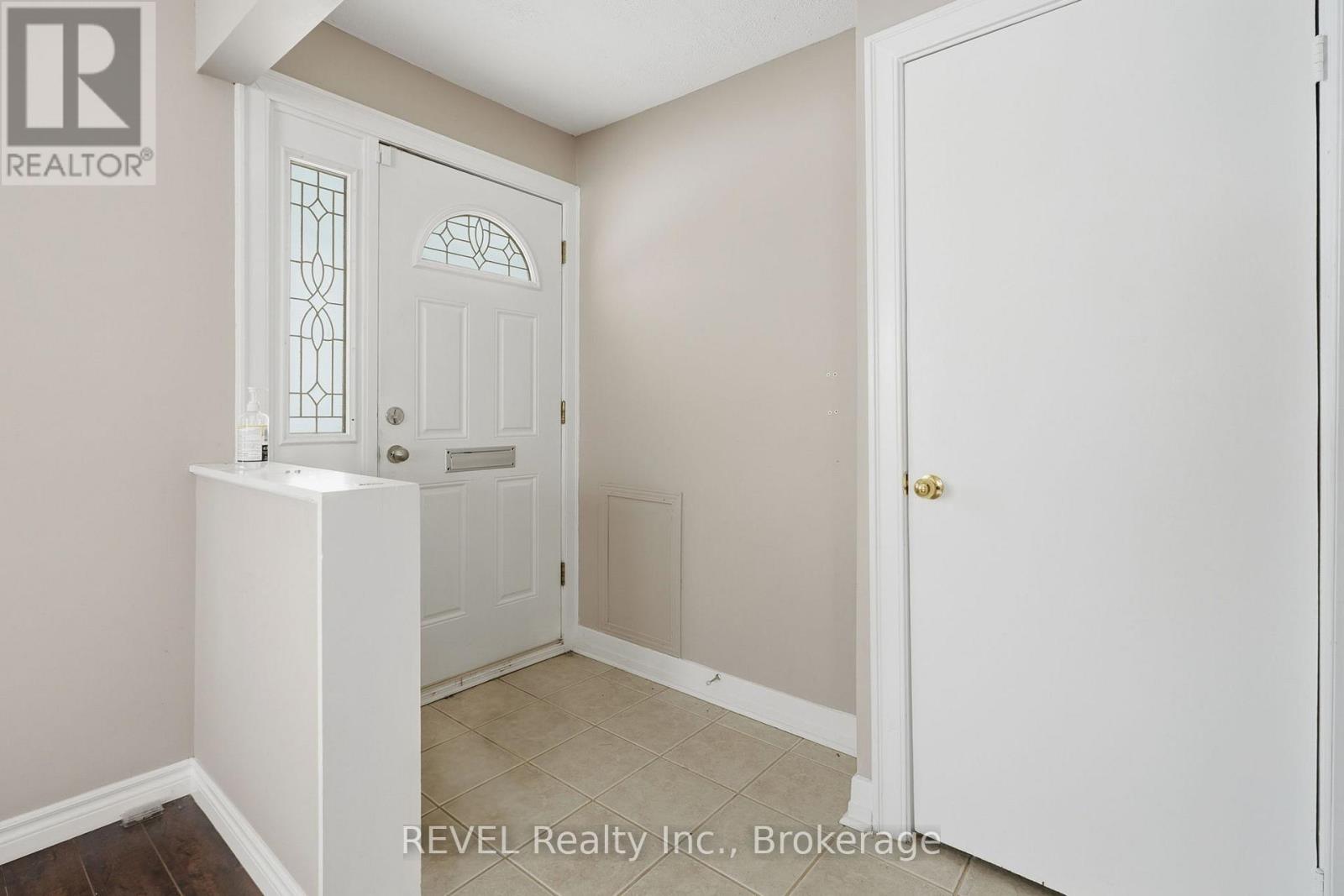 1098 Beaverdams Road, Thorold (Rolling Meadows), Ontario  L2H 0W2 - Photo 8 - X12712606