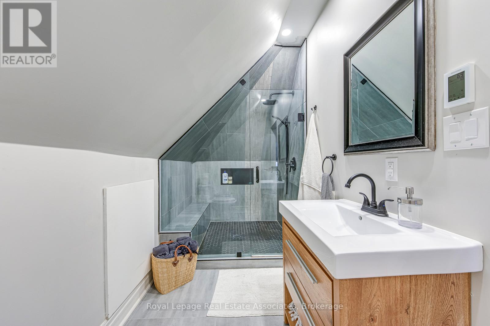 23 Fairholt Road N, Hamilton, Ontario  L8M 2S9 - Photo 39 - X12712322