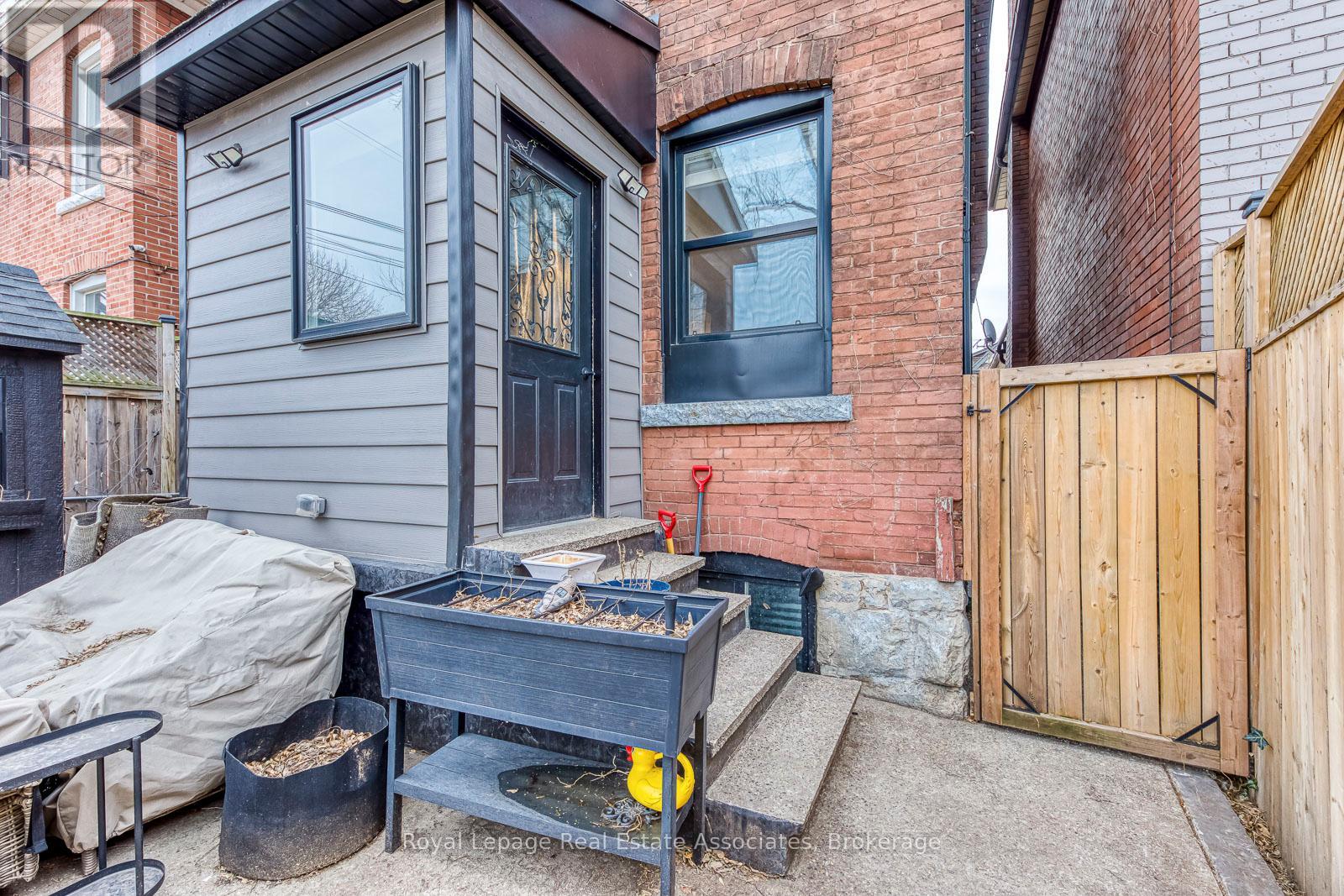 23 Fairholt Road N, Hamilton, Ontario  L8M 2S9 - Photo 43 - X12712322