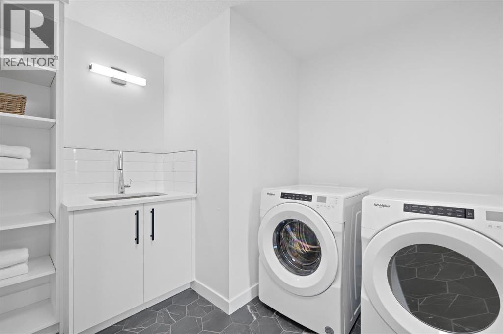 10 Westland Park Sw, Calgary, Alberta  T3H 0W1 - Photo 27 - A2278109