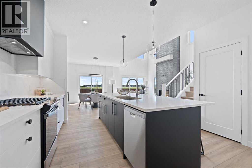 10 Westland Park Sw, Calgary, Alberta  T3H 0W1 - Photo 8 - A2278109