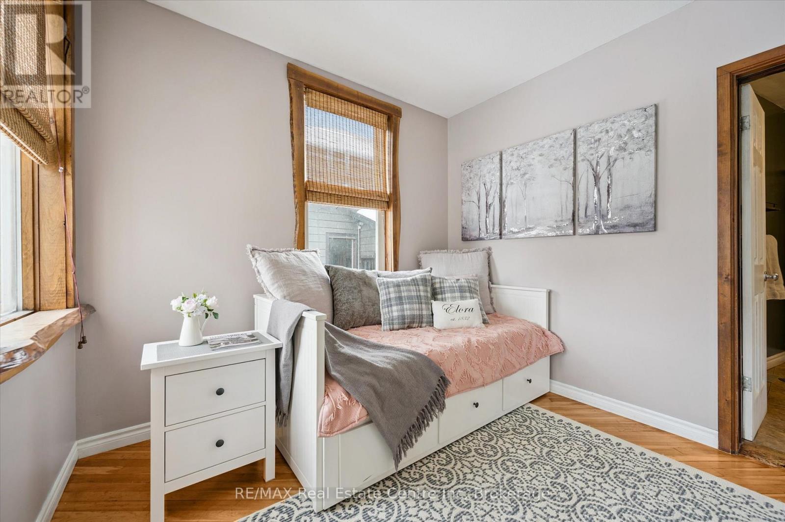 13 Mill Street E, Centre Wellington, Ontario  N0B 1S0 - Photo 12 - X12708066