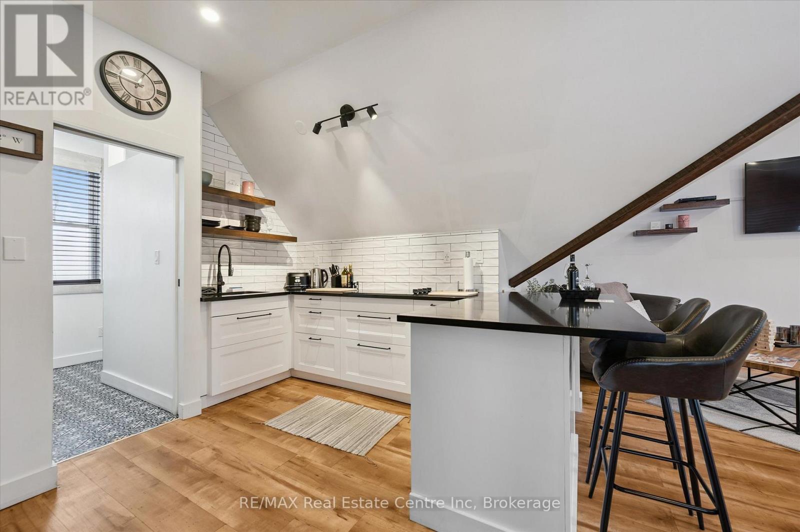 13 Mill Street E, Centre Wellington, Ontario  N0B 1S0 - Photo 18 - X12708066