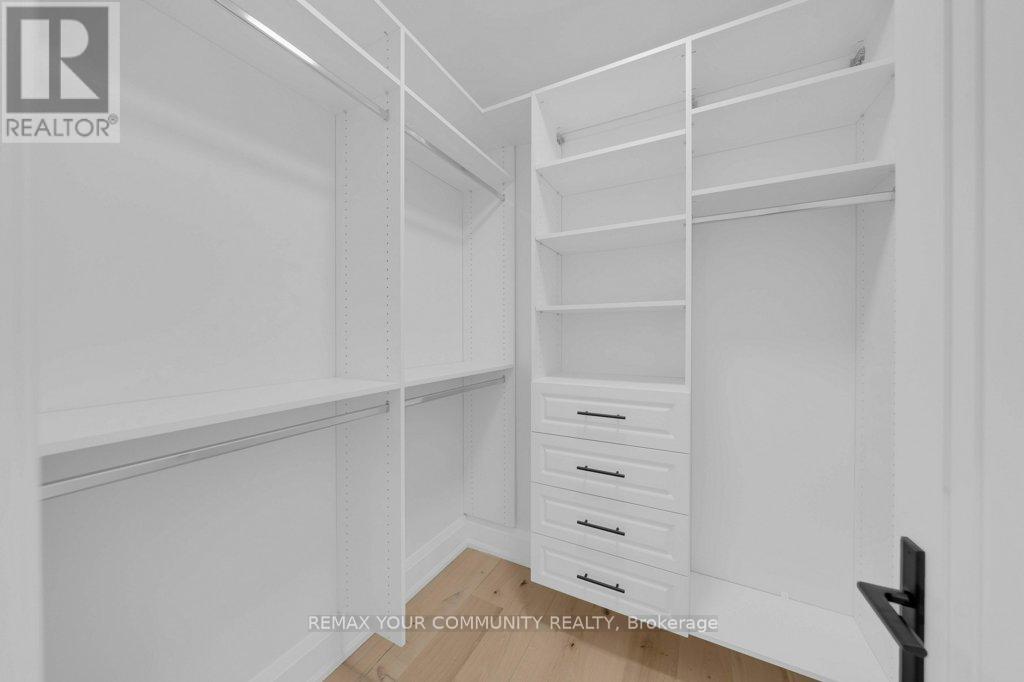 92 Howard Road, Newmarket, Ontario  L3Y 3G7 - Photo 25 - N12540742