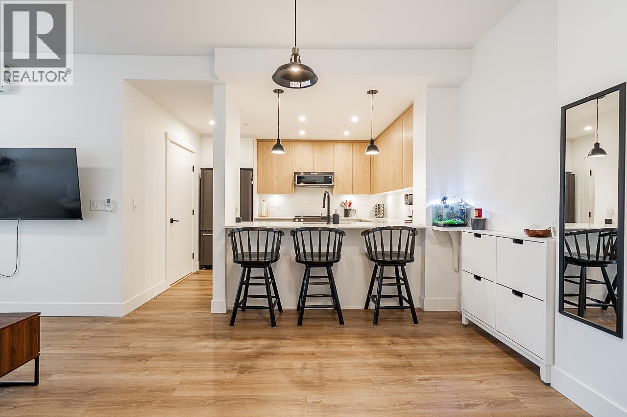 1608 2180 Kelly Avenue, Port Coquitlam, British Columbia  V3C 0S6 - Photo 1 - R3080759