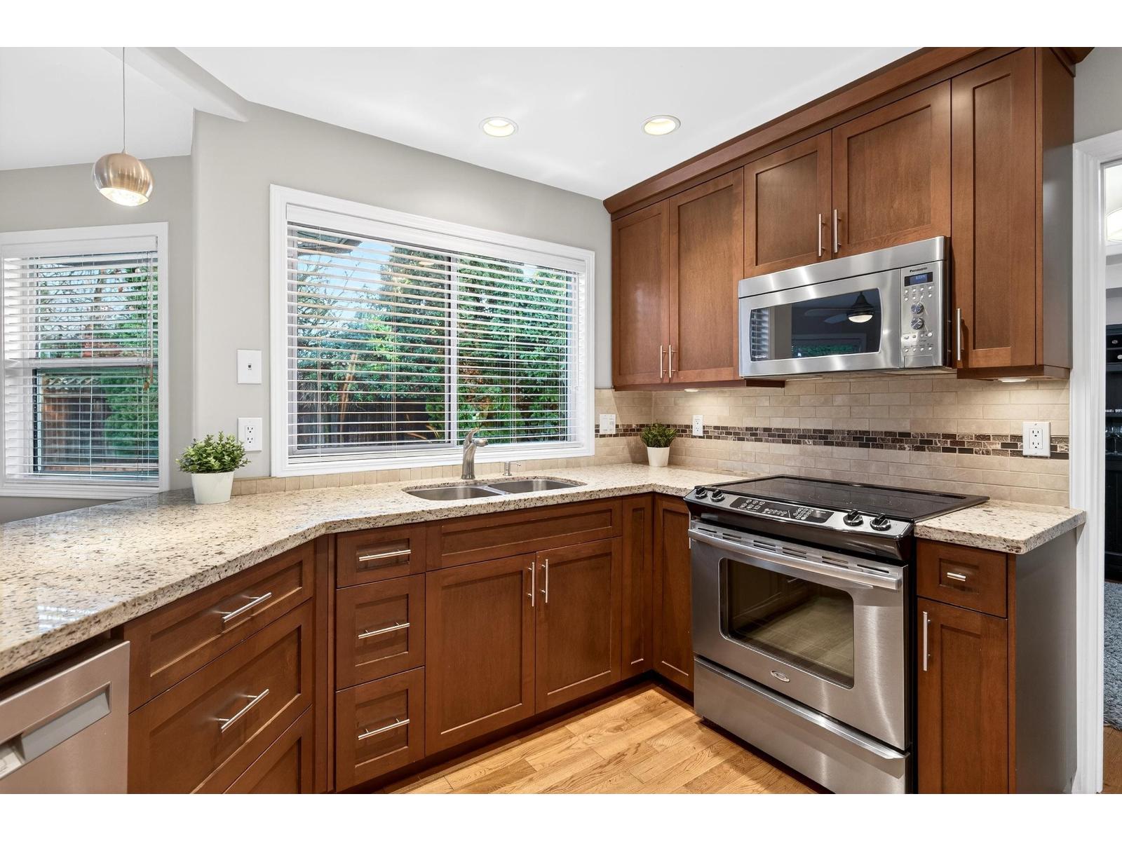 4662 221 Street, Langley, British Columbia  V2Z 1A9 - Photo 13 - R3080049