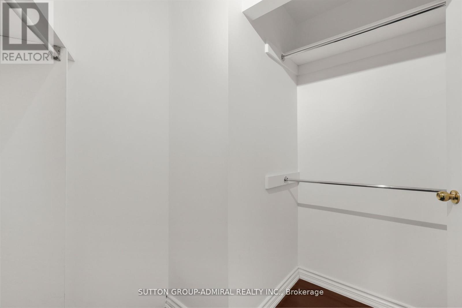 48 Berkindale Drive, Toronto, Ontario  M2L 1Z8 - Photo 11 - C12712450