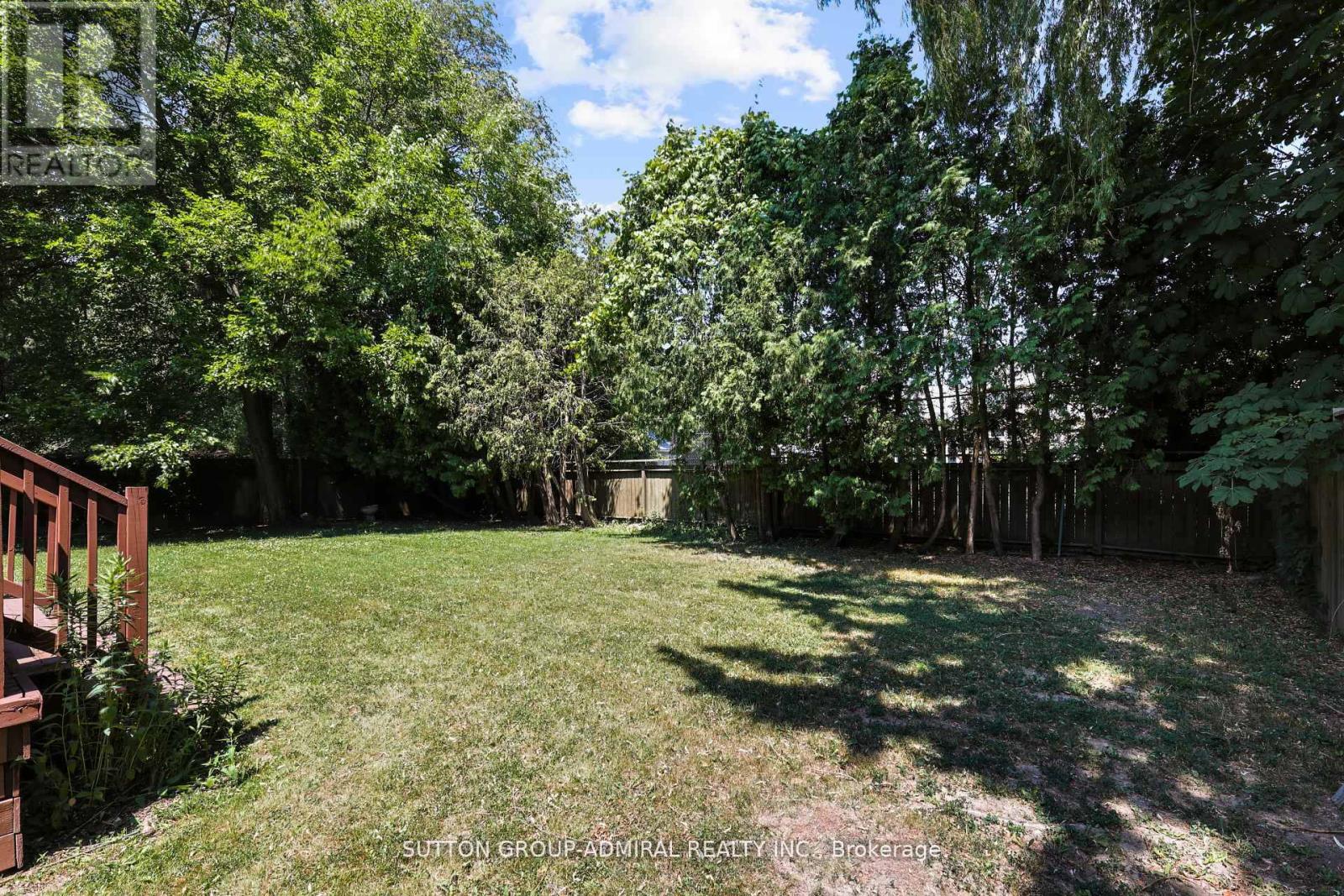 48 Berkindale Drive, Toronto, Ontario  M2L 1Z8 - Photo 49 - C12712450